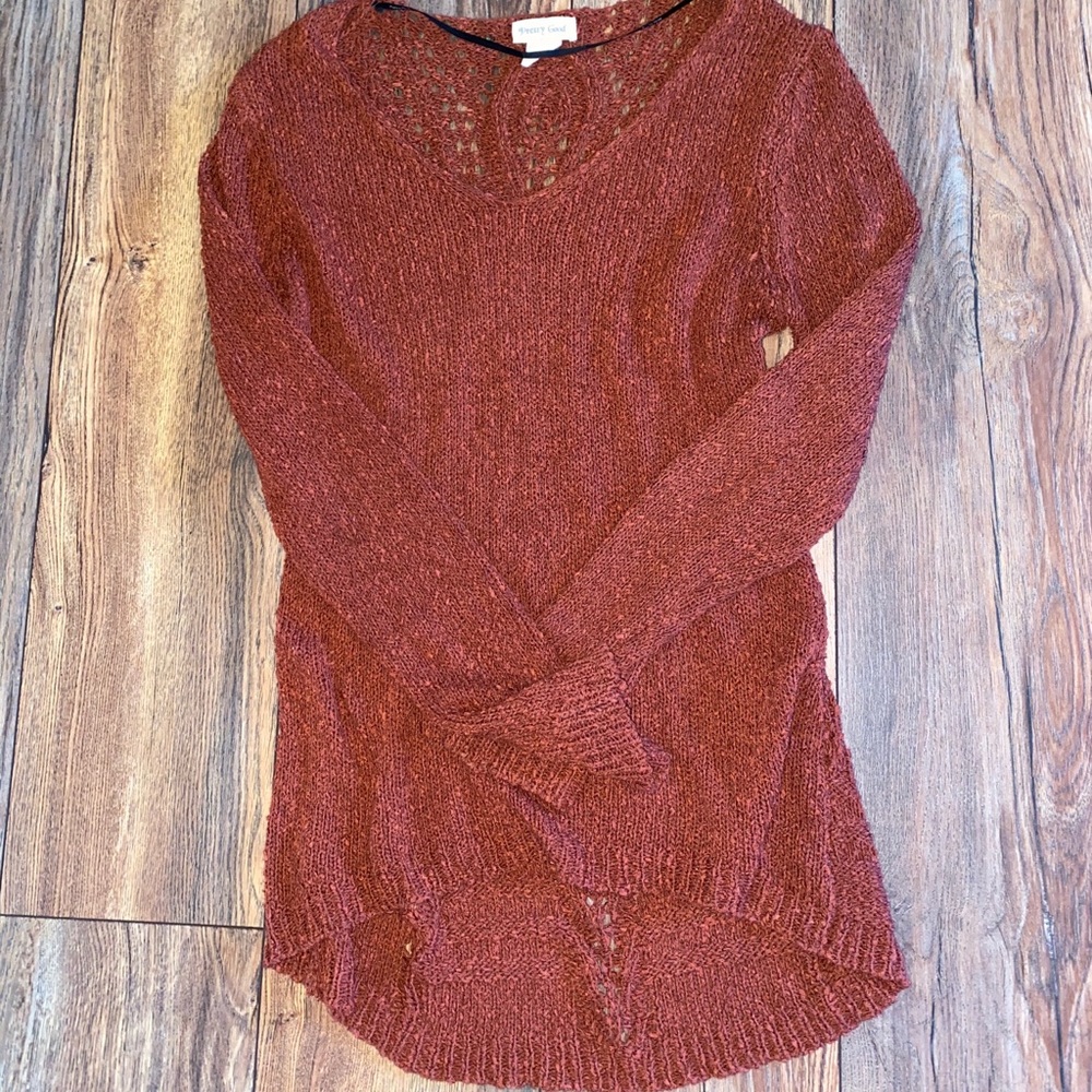 Women’s sweater